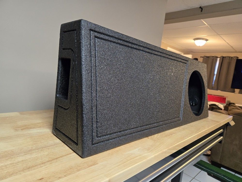Brand NEW 12" Ported Subwoofer Enclosure