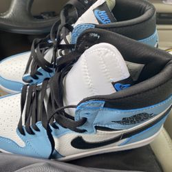 UNC JORDAN 1’s