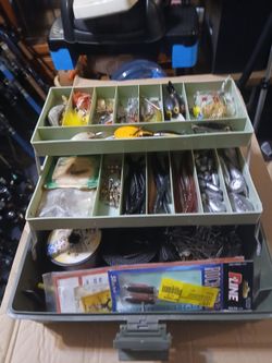PLANO TACKLE BOX FULL OF TACKLE