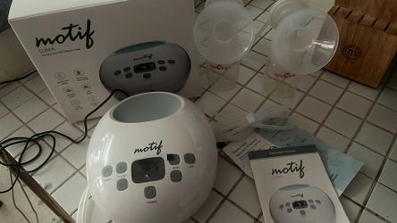 Motif Breast Pump $20