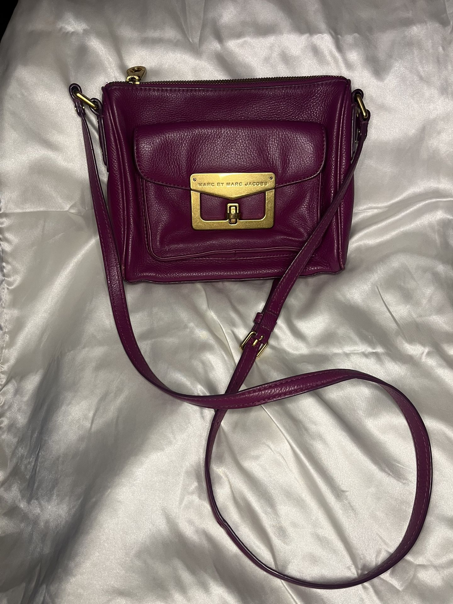 Marc By Marc Jacobs Leather Crossbody Bag Purse