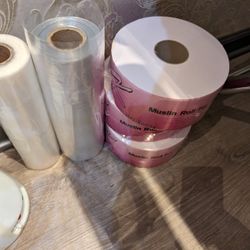 Muslin Rolls And Paraffin Bags