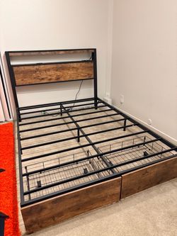 Full bed frame