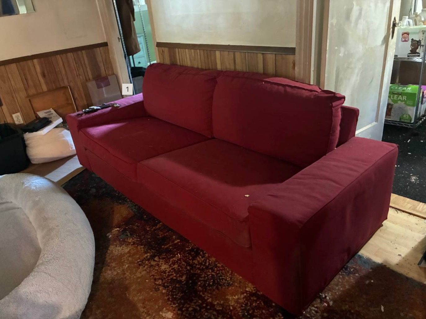 🛋️ Burgundy Loveseat- Delivery Available 