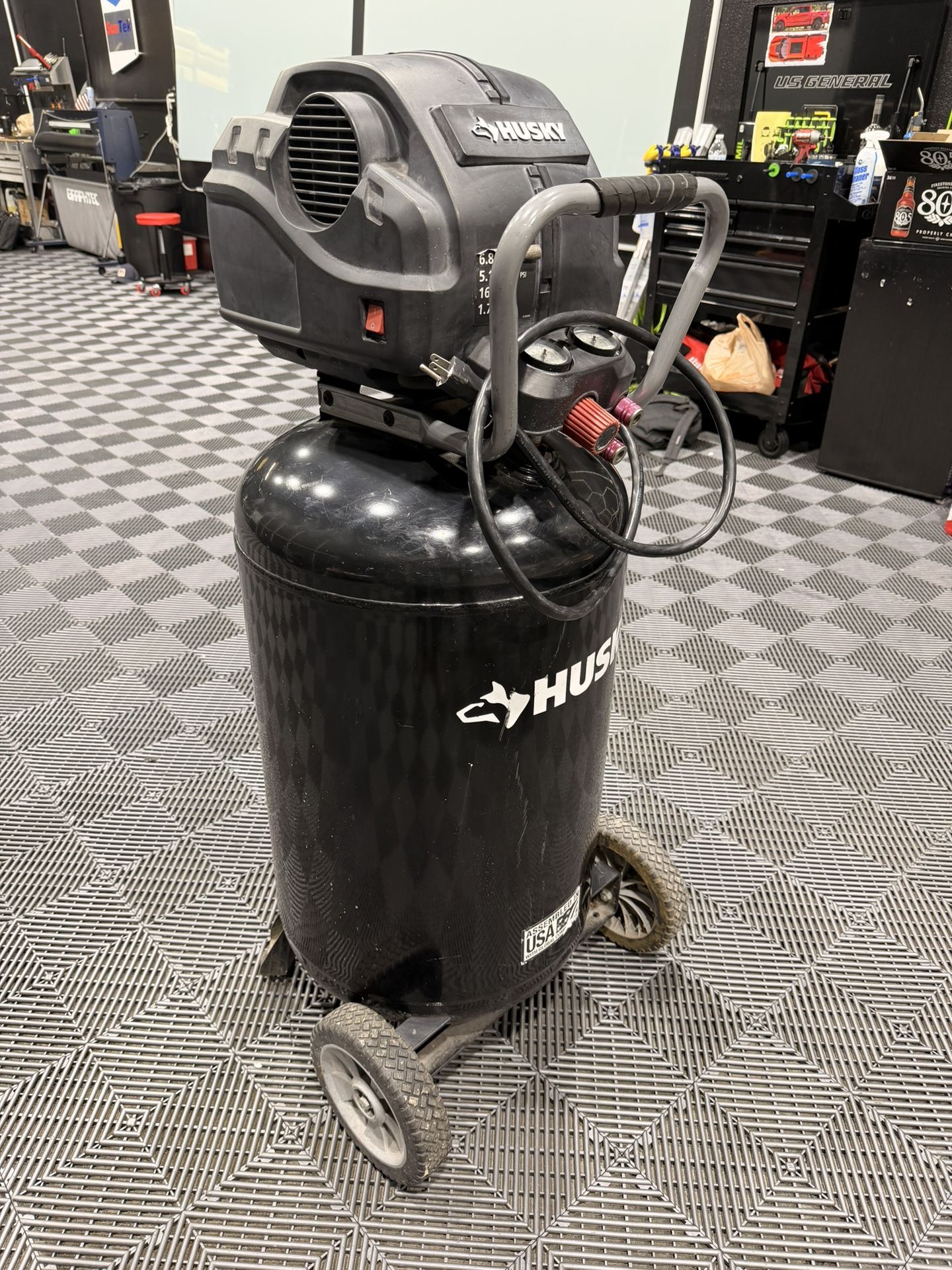 Husky Air Compressor 33 Gal