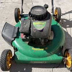 22” Gas Mower 500 Series Briggs & Stratton