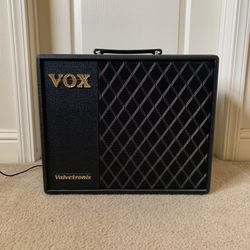 VOX valvetronix guitar amp