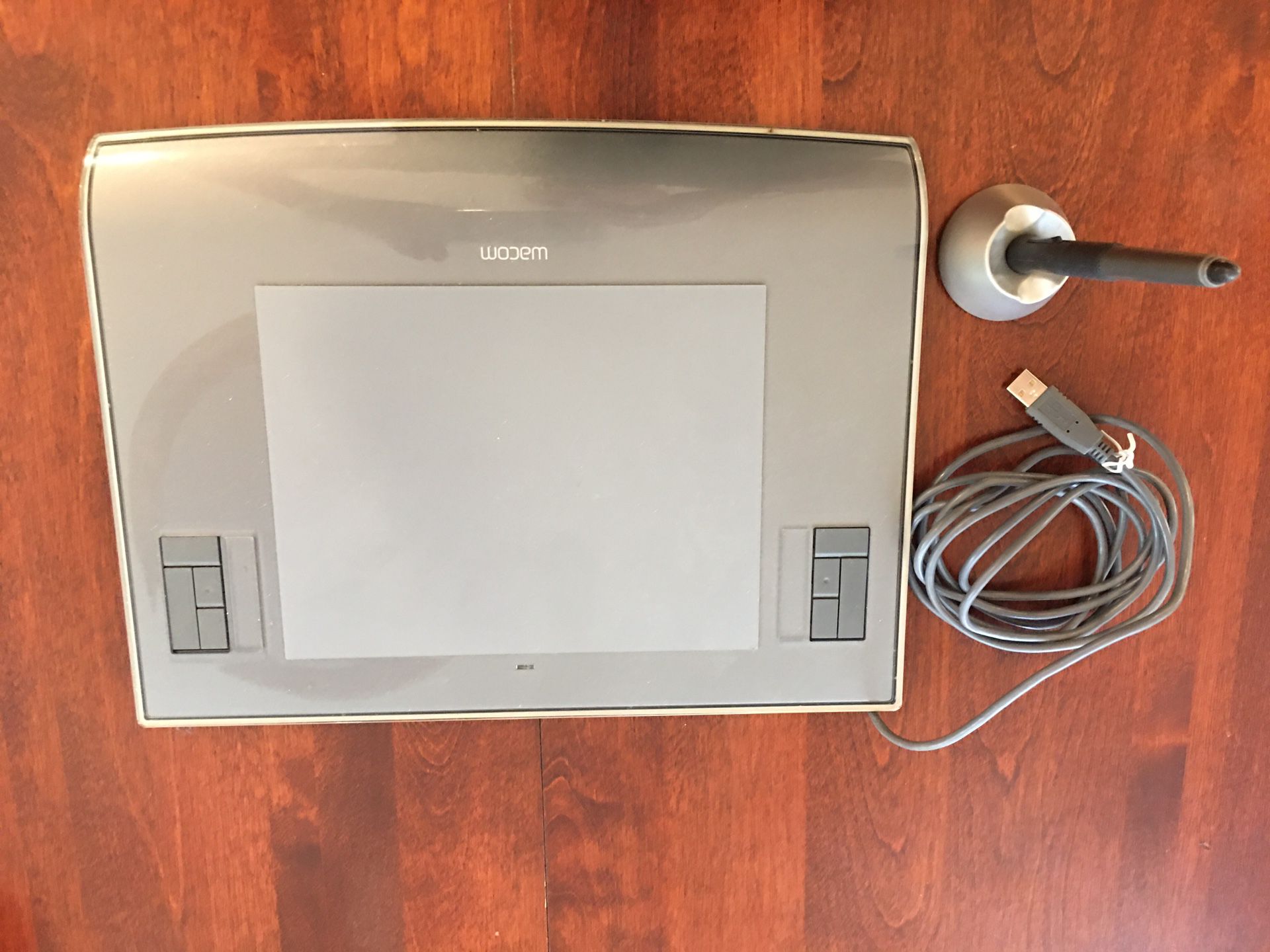 Graphics Tablet Wacom, Intuos, Model PTZ630, with Pen