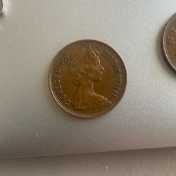 Very Rare New Pence 1980 2 Pence Coin(Very good Condition)