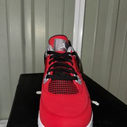 Jordan 4 Toros