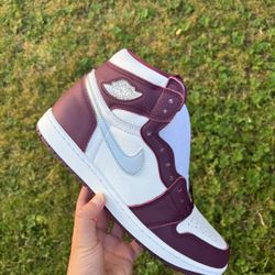 Jordan 1 Bordeaux 