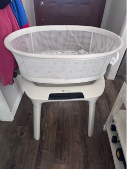 UPPAbaby smart bassinet