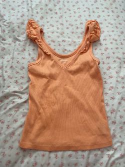 Old navy ruffle tank top