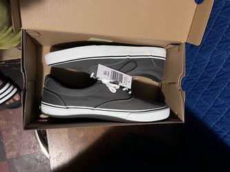 Gray Canvas Low-Top Sneakers Size 10 izod
