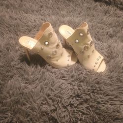 Steve Madden Bone White High Heals Size 6