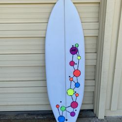 Shortboard With Fins