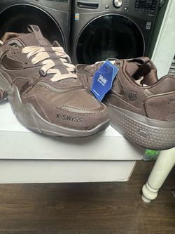 K-Swiss Brown Suede Sneakers New with Tags