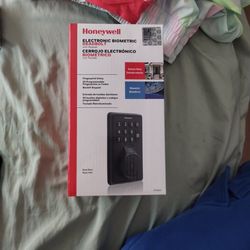 Honeywell Electronic Biometric Deadbolt