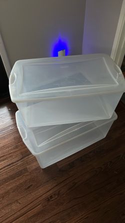 Rubbermaid large containers