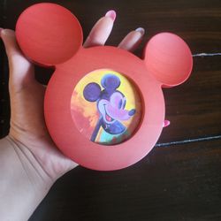 DISNEY PICTURE FRAME