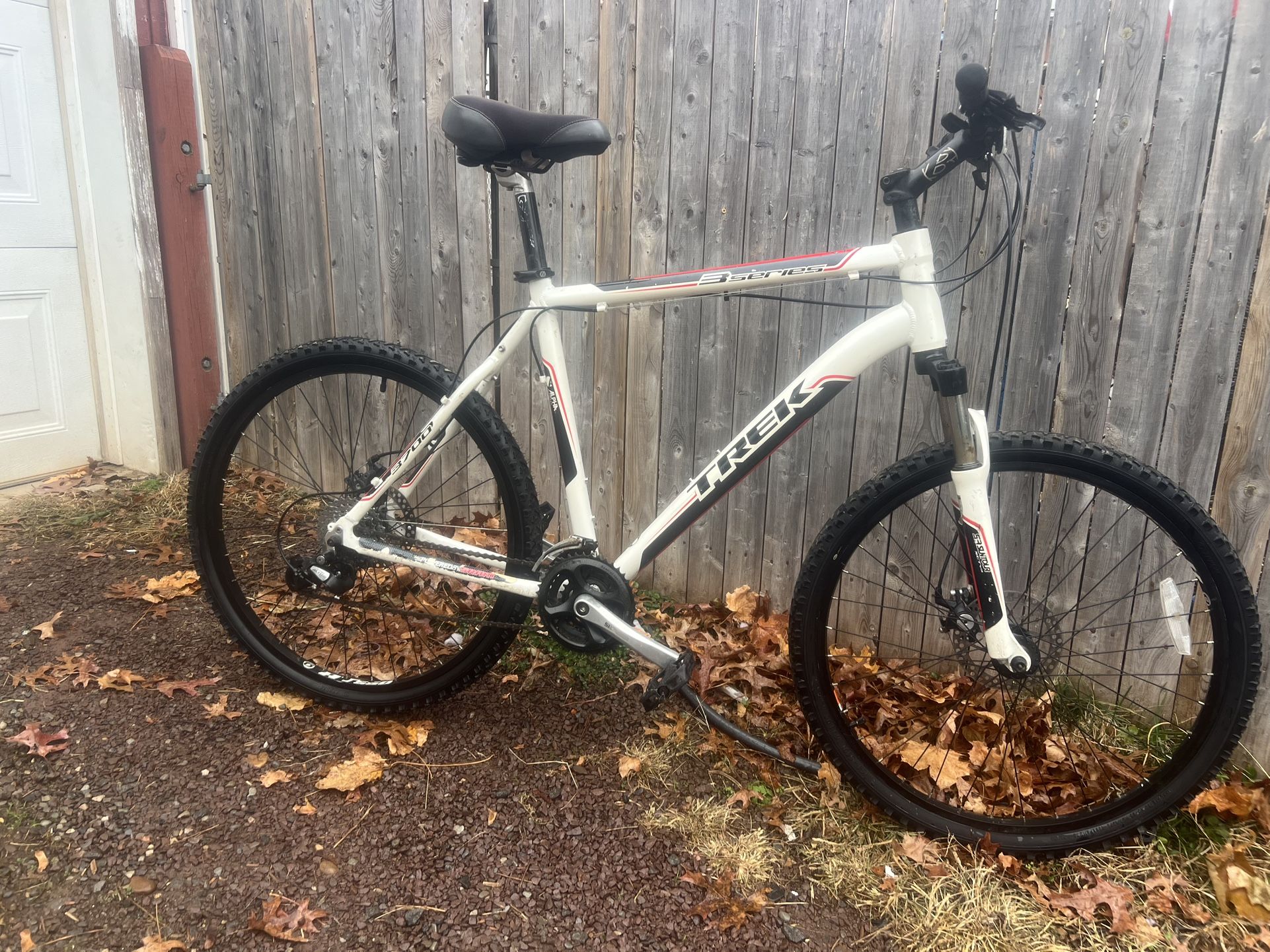 Trek 3700 3 Series Mountain Bike-XL