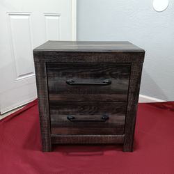 Nightstand In Small Drawer In Small Dresser In Great Condition 