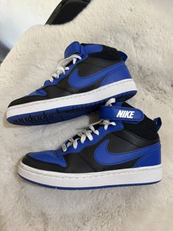 Nike Unisex Sneakers Blue And Black Shoes Size 6y 