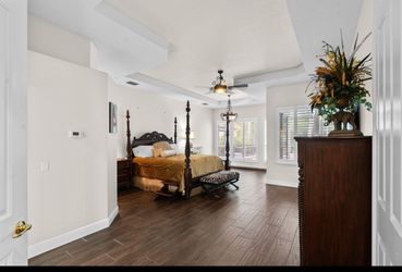 King Sized 4 Post Bed