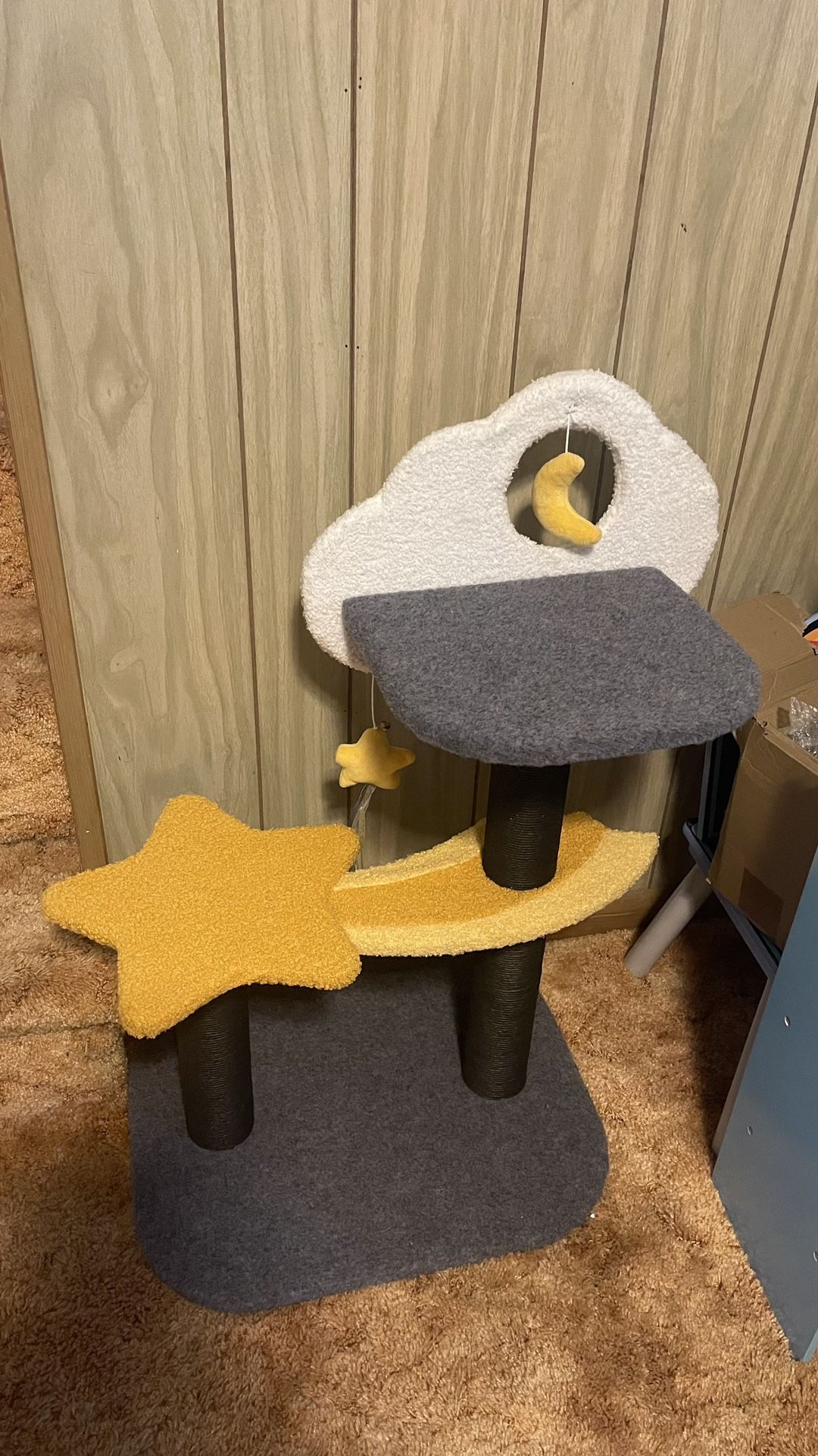 Like New Cat Tree Star ⭐️ With Moon 🌙 Check Firm Price $25  