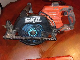SKIL 20V- 5 A/H 7 1/4”in.  Battery Powered Saw