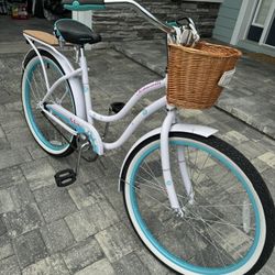 Schwinn Destiny Bicycle 