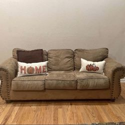 Set Of 2 Couches 