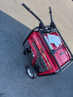 Honda eb5000x generator new never used