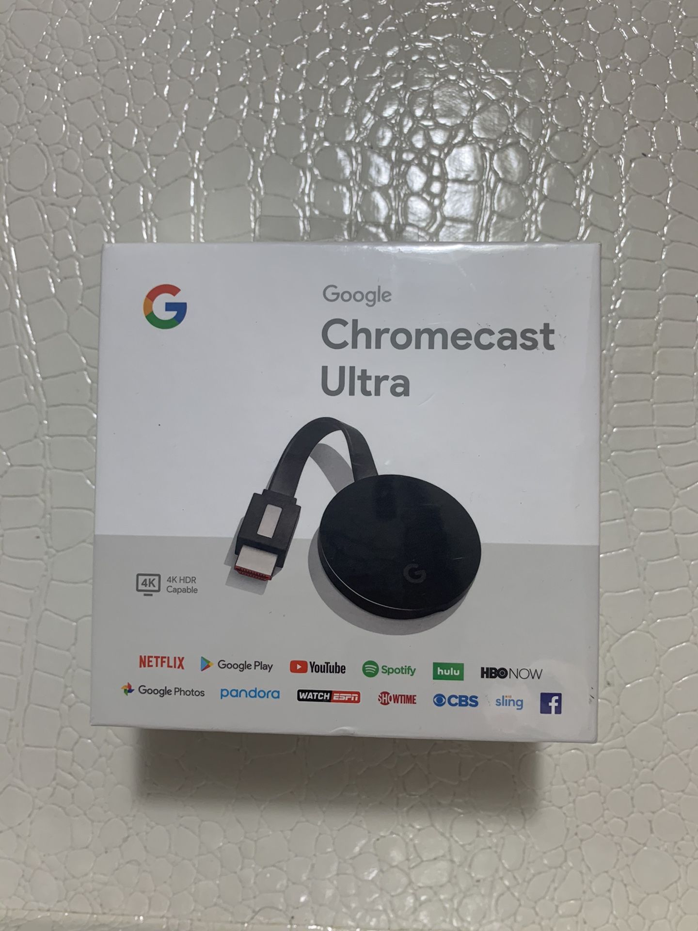 Google Chromecast Ultra - 4K Ultra HD Streaming