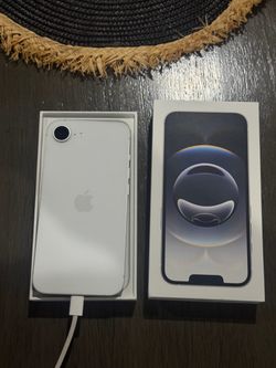 Apple iPhone 16e White with Box