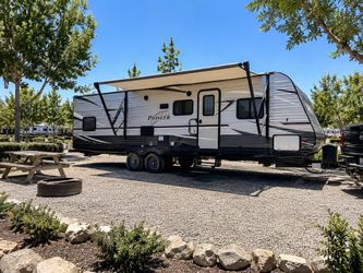2018 2 cuartos PIONEER 7camas trailer