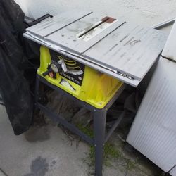 Ryobi Table Saw - Sierra De  Mesa