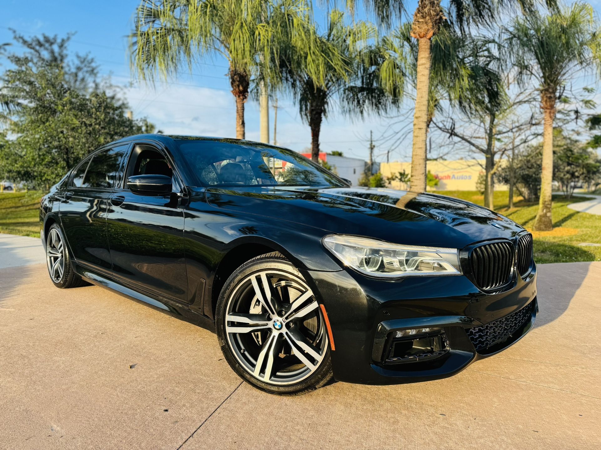 2019 BMW 740i M SPORT PACKAGE