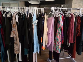 Woman Dresses and Clothing