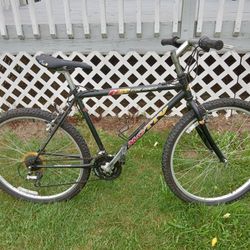 Motiv 26-in Mountain Bike Ready To Ride Multi-speed