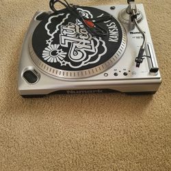 Numark TT 1610 TurnTable /used 