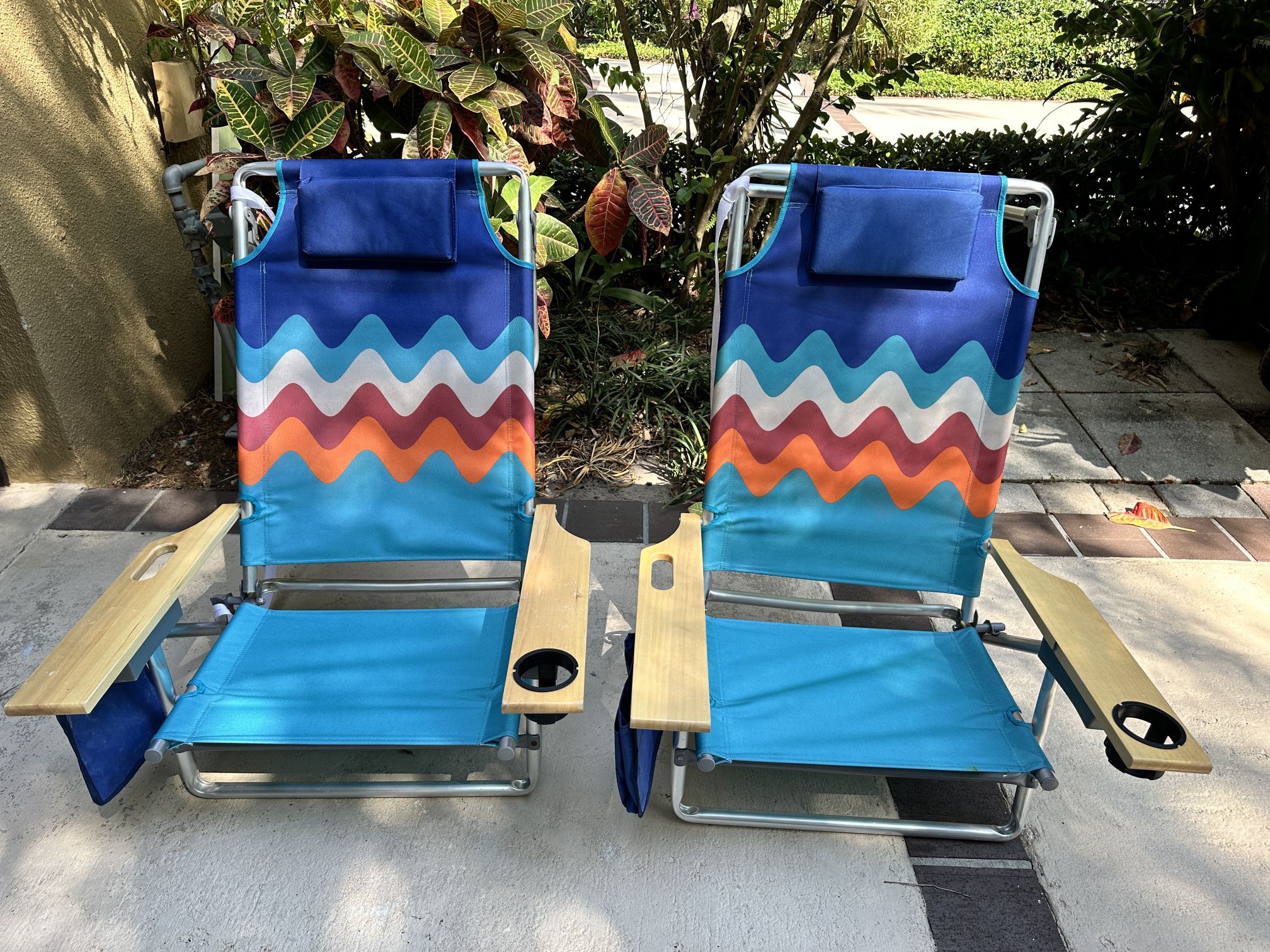 Set Of 2 Adjustable Beach Chairs Foldable With Pockets 