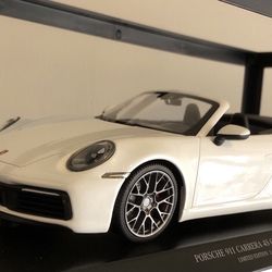 2019 Porsche 911 1:18 Scale