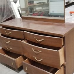 $20 Antique Dresser With Mirror