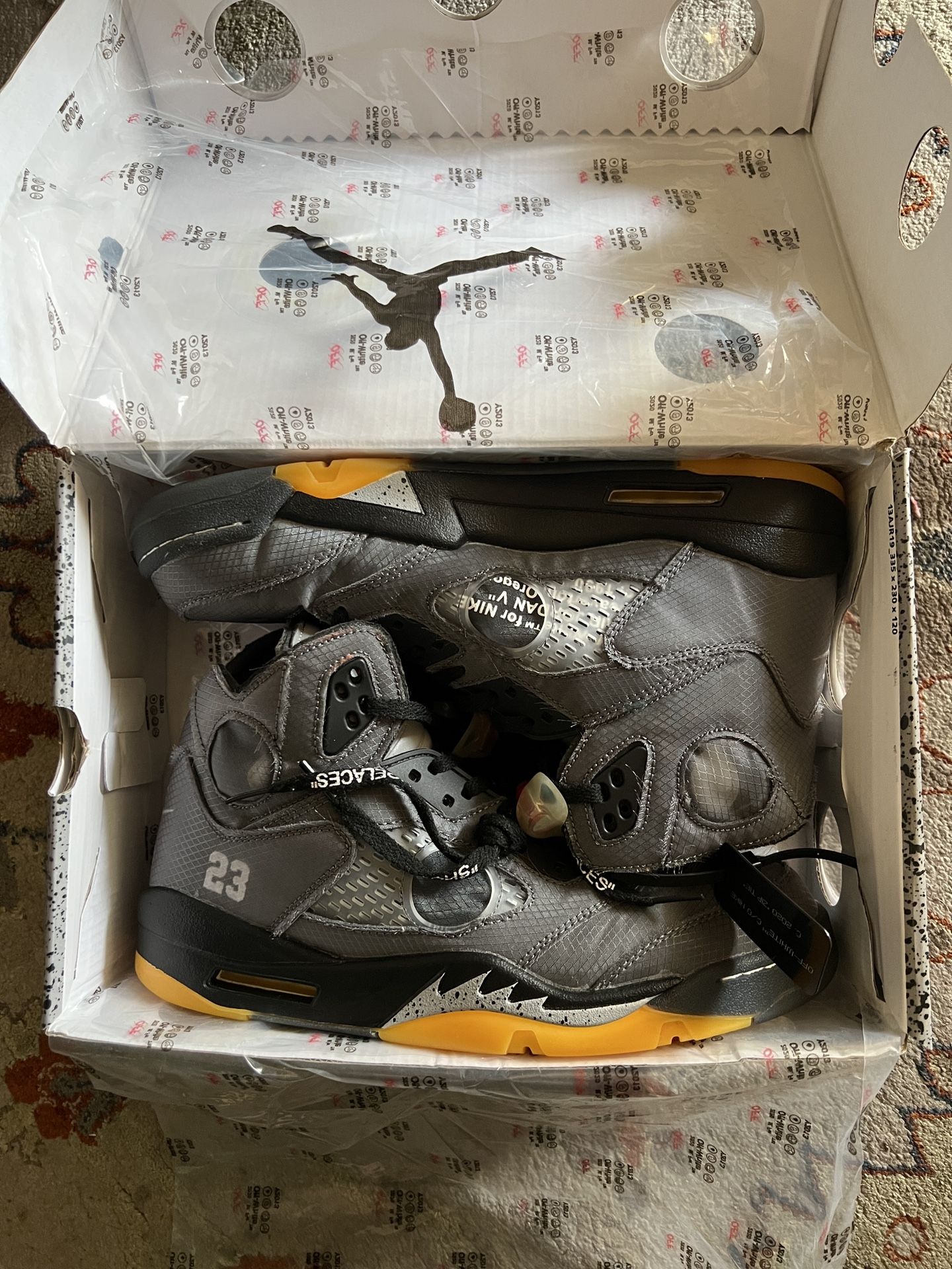 AIR JORDAN 5