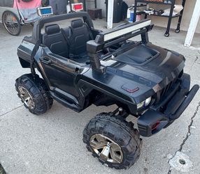 Remote control car