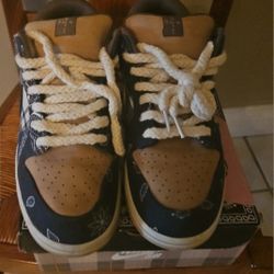 Nike SB Dunk Low PRM QS 