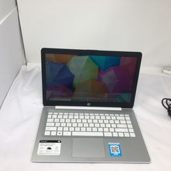 HP Stream 14" Laptop AMD A4-9120e 1.5GHz 4GB 32GB White 14-ds0030nr Notebook
