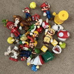 Characters Figures 