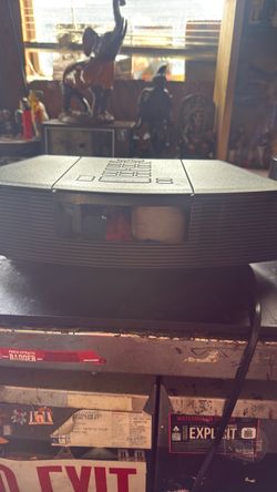 Like new Boise cd player and radio